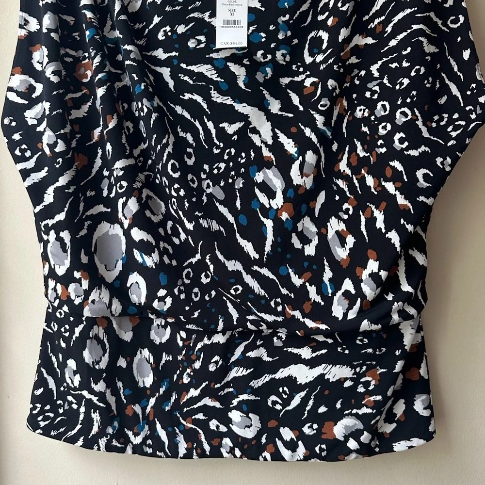 Chic Black and White Patterned Women's Top - Picture 3 of 9